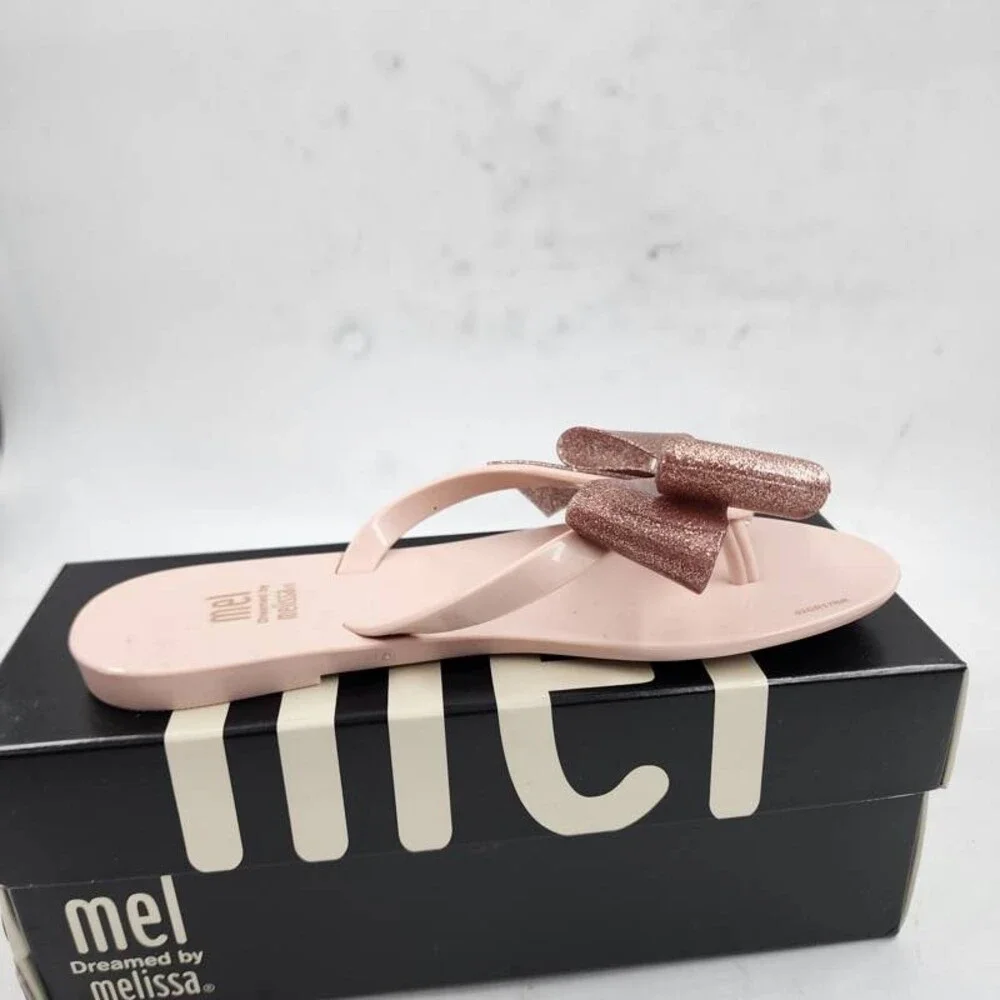 Mel Dreamed By Melissa Harmonic Bow Flip Flop Girl's EU 33/US 2 Light Pink